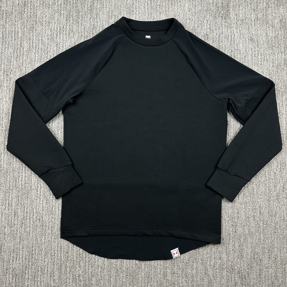 Under Armour Shirt Mens Medium Black Long Sleeve Crewneck Performance EUC